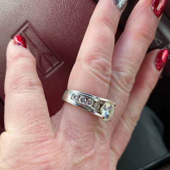 4ct total weight Charles and colvard engagement - Picture 2 of 5